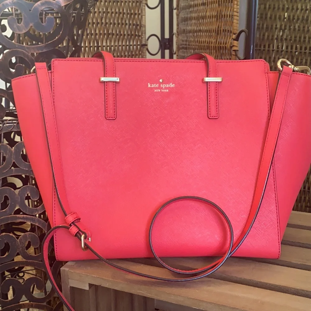 Kate Spade coral tote - Picture 1 of 10
